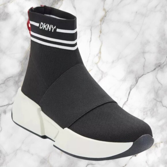 DKNY Marini Women's Sneakers Black Slip-On Sneaker Shoes Size 7.5 - Picture 3 of 8